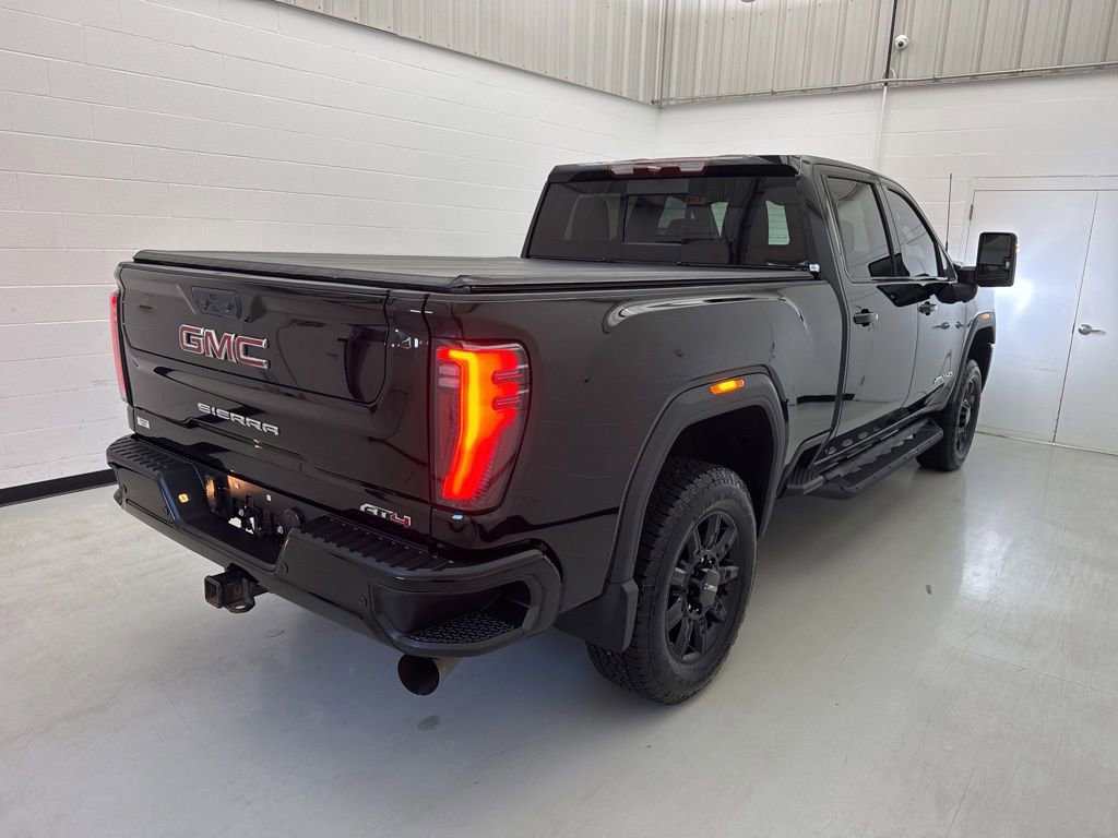 Used 2024 GMC Sierra 2500 AT4 w/ AT4 Preferred Package AWD/4WD image 8