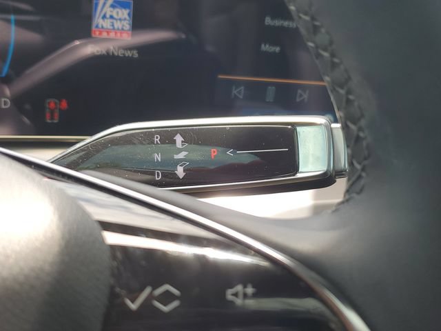 New 2026 Cadillac Vistiq Luxury AWD/4WD image 12