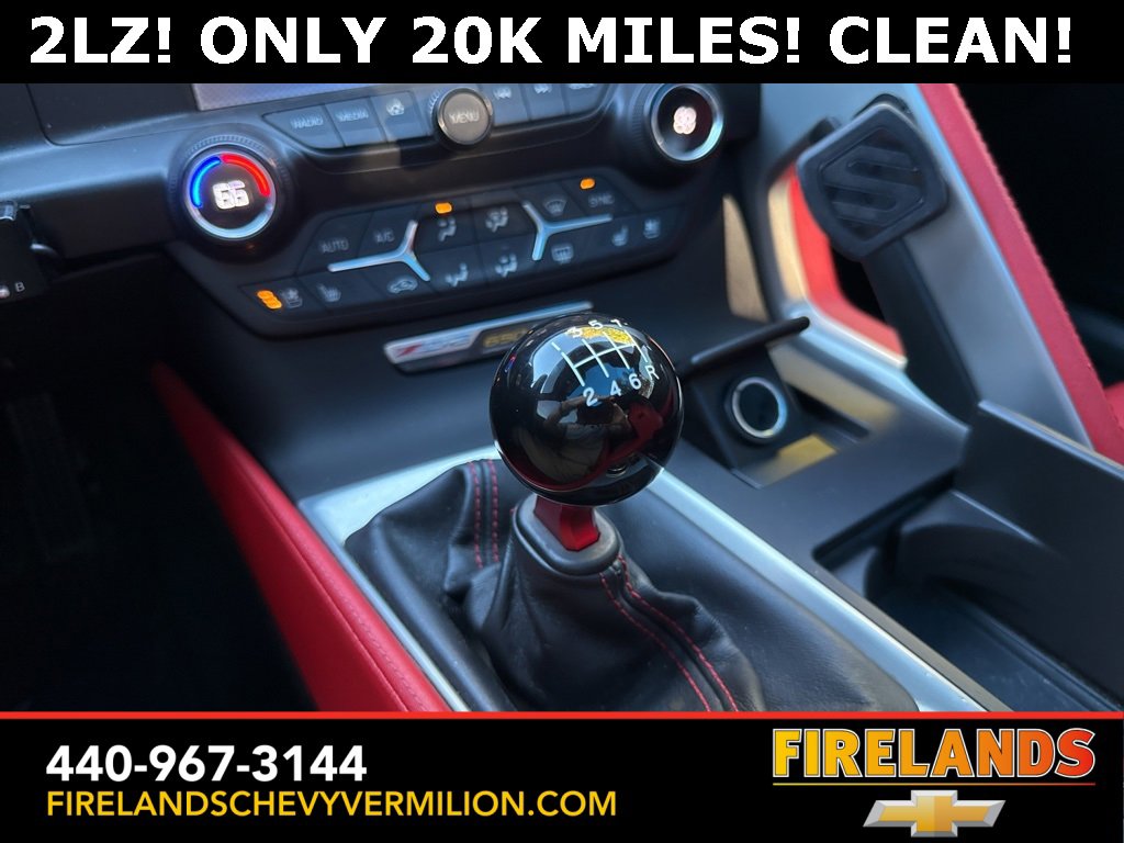 Used 2015 Chevrolet Corvette Z06 w/ 2LZ Preferred Equipment Group image 2