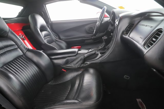 Used 1999 Chevrolet Corvette Convertible w/ Memory Pkg image 24