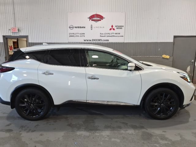Used 2020 Nissan Murano SL w/ Moonroof Package AWD/4WD image 2