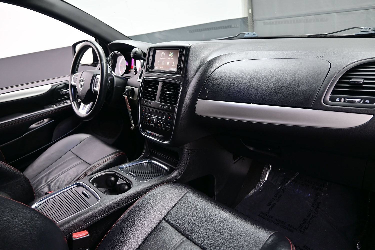 Used 2017 Dodge Grand Caravan GT FWD image 15
