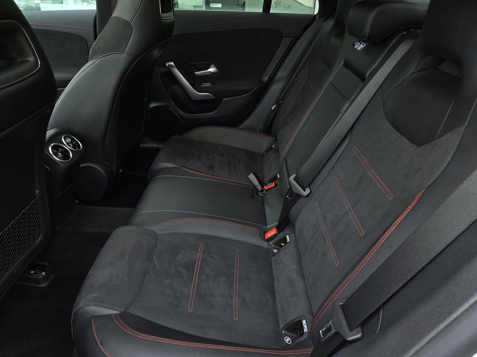 Used 2020 Mercedes-Benz CLA 250 image 12