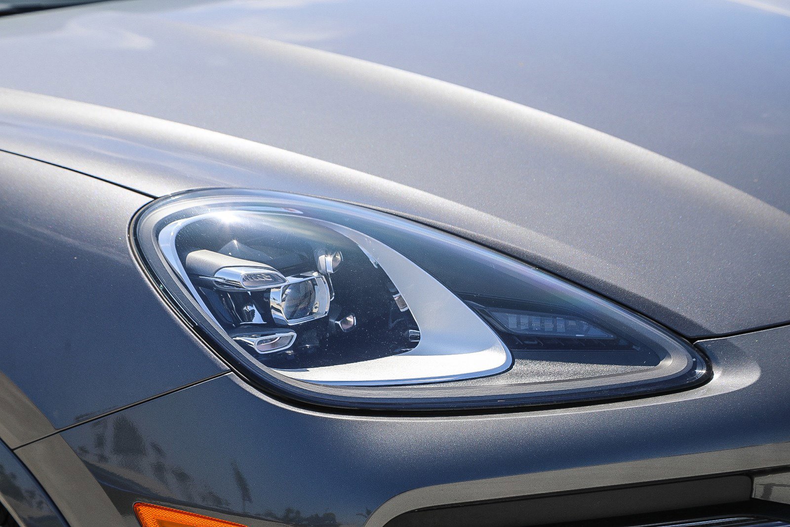 Used 2022 Porsche Cayenne Coupe image 8