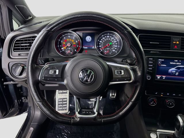 Used 2017 Volkswagen GTI SE image 11