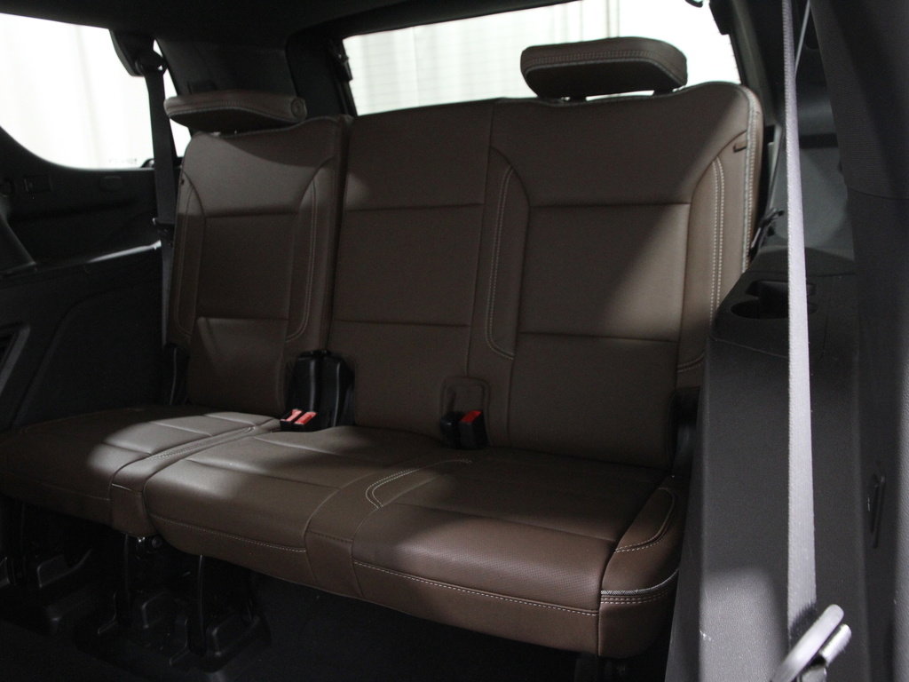 Used 2023 Chevrolet Tahoe High Country w/ LPO, Illumination Package image 16