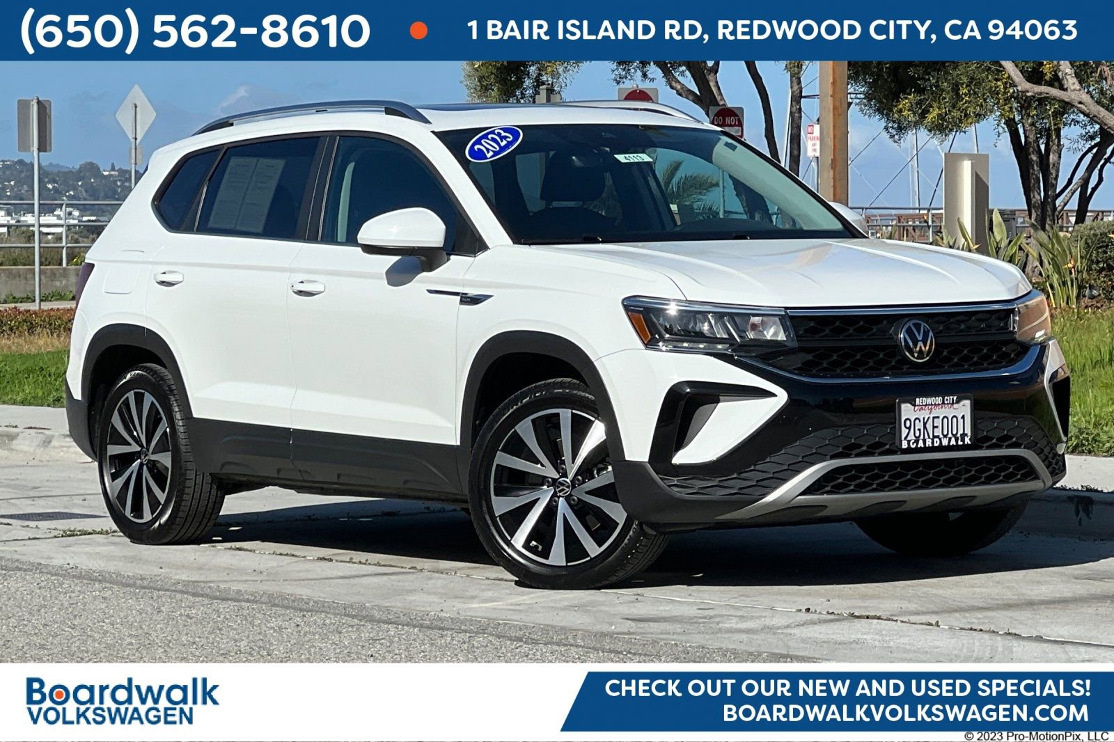 Used 2023 Volkswagen Taos SE w/ Panoramic Sunroof Package image 1