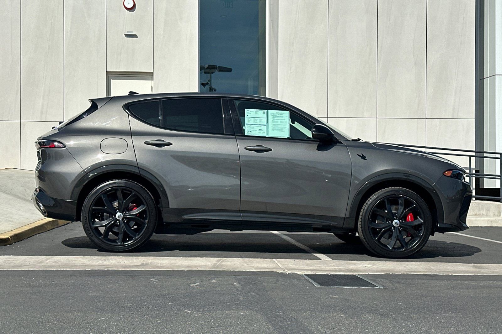 Used 2024 Dodge Hornet R/T Plus image 2