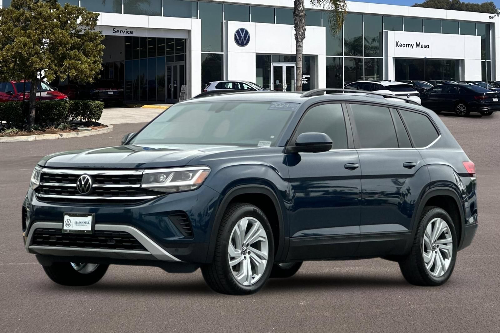 Used 2023 Volkswagen Atlas SE w/ Panoramic Sunroof Package FWD image 8