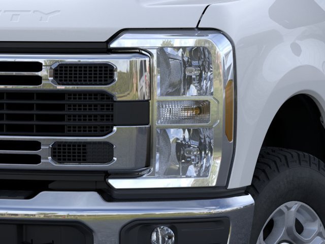 New 2026 Ford F350 XLT w/ FX4 Off-Road Package AWD/4WD image 18