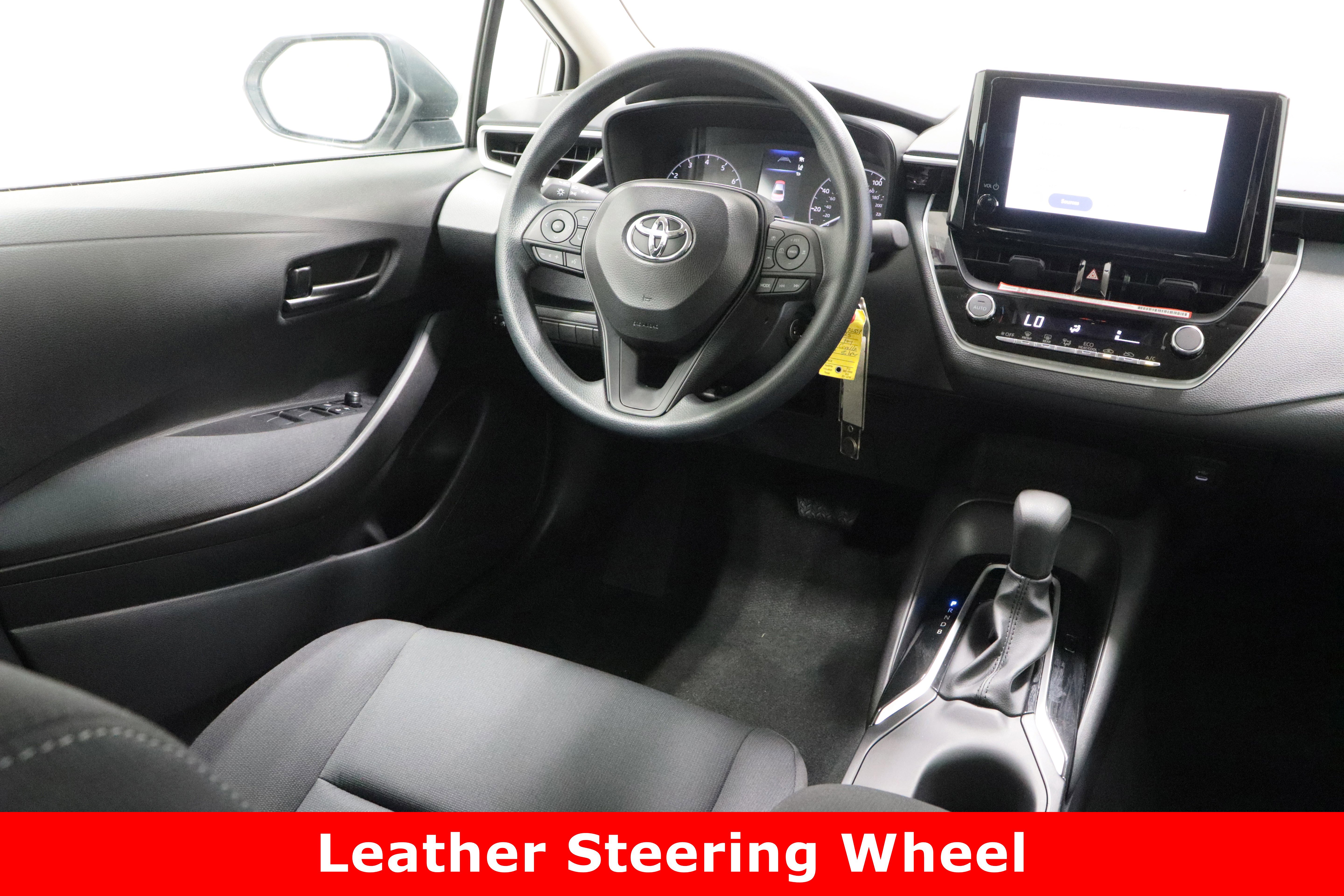 Used 2025 Toyota Corolla LE image 27