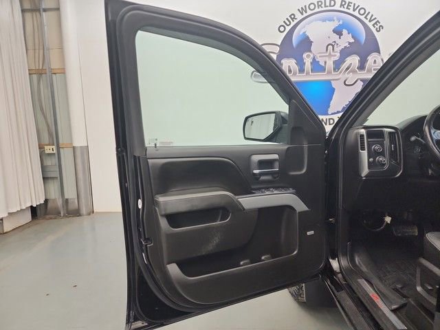 Used 2016 Chevrolet Silverado 1500 LT w/ Midnight Edition image 11