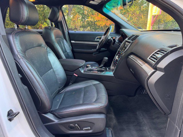 Used 2016 Ford Explorer Sport w/ Equipment Group 401A image 19