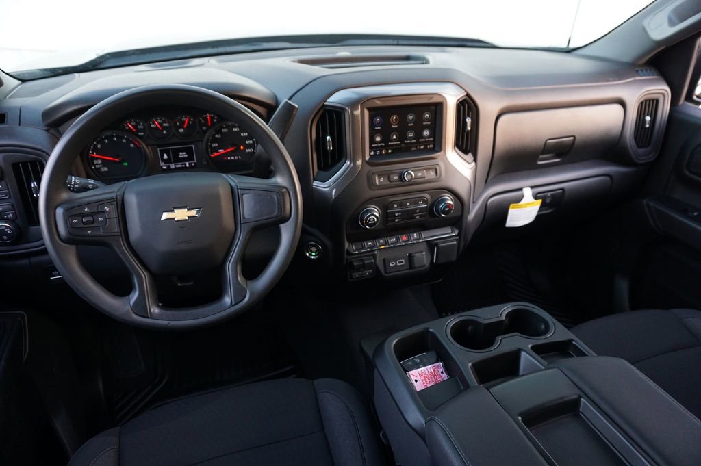 New 2025 Chevrolet Silverado 1500 Custom image 13