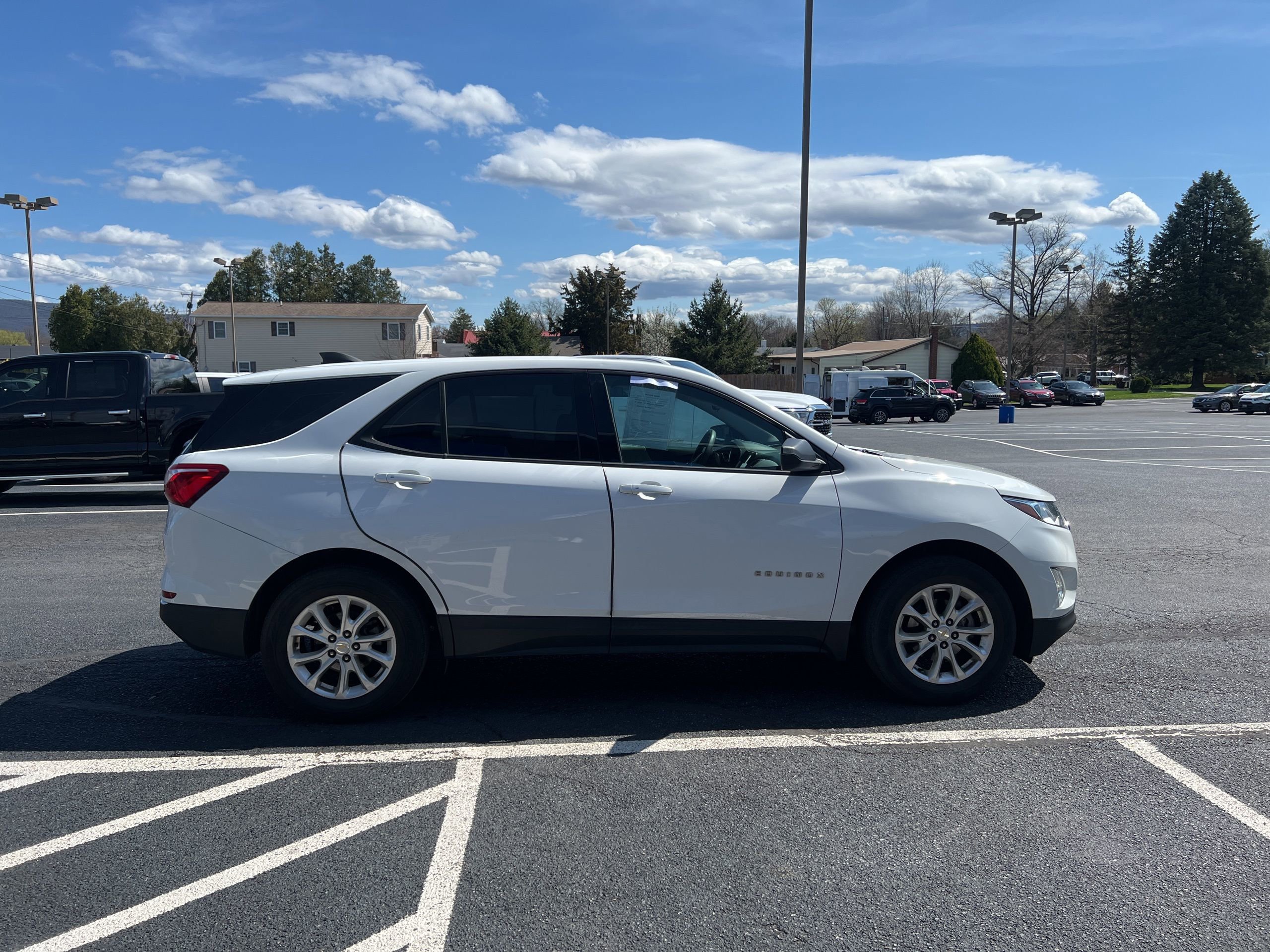 Used 2018 Chevrolet Equinox LS FWD image 6