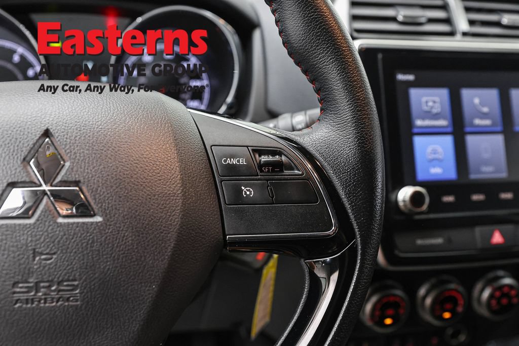 Used 2025 Mitsubishi Outlander Sport LE AWD/4WD image 18
