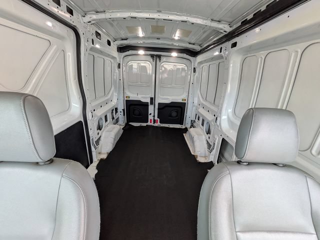 Used 2018 Ford Transit 250 130 Medium Roof RWD image 16
