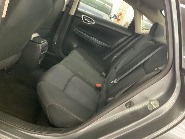 Used 2019 Nissan Sentra SV image 11