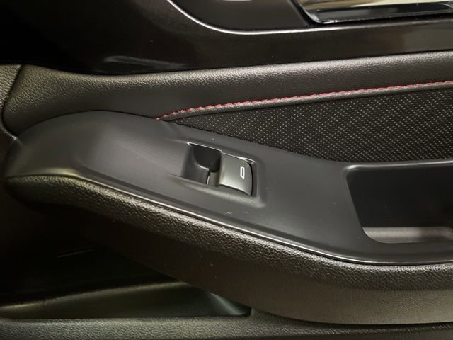 Used 2022 Chevrolet Traverse RS w/ LPO, 'HIT The Road' Package AWD/4WD image 70