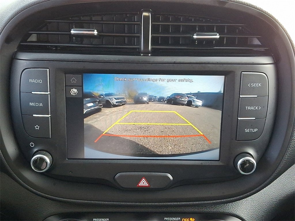 Certified 2023 Kia Soul LX w/ LX Technology Package image 17