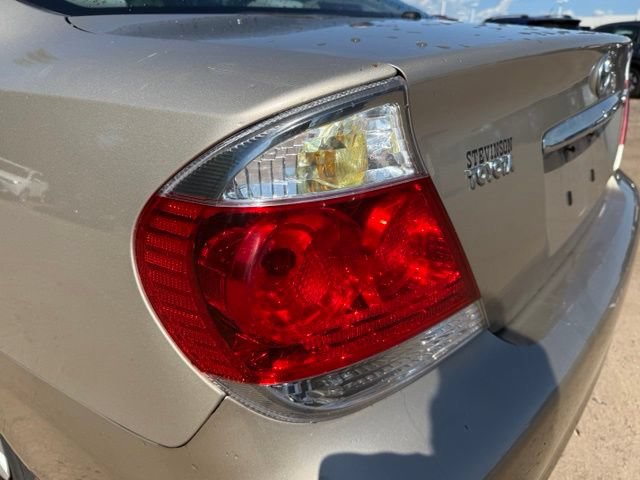 Used 2005 Toyota Camry LE FWD image 11