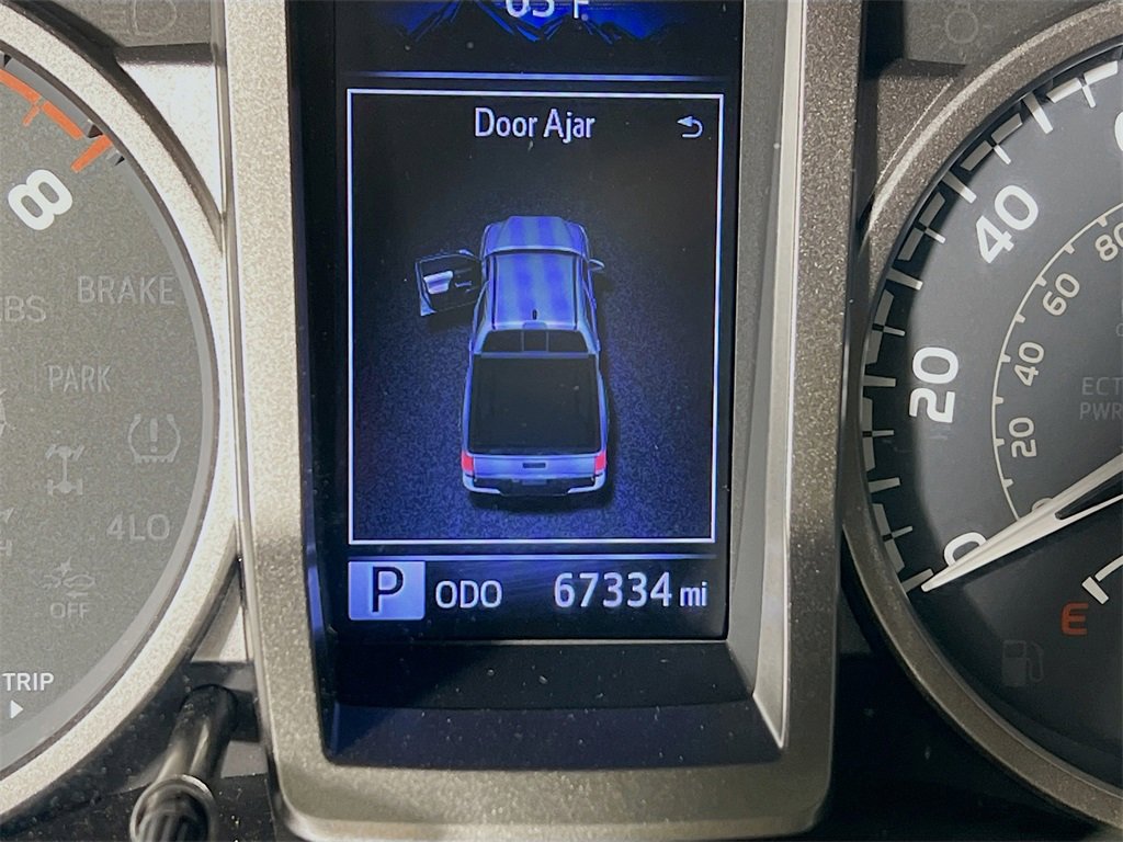 Certified 2018 Toyota Tacoma Limited image 12