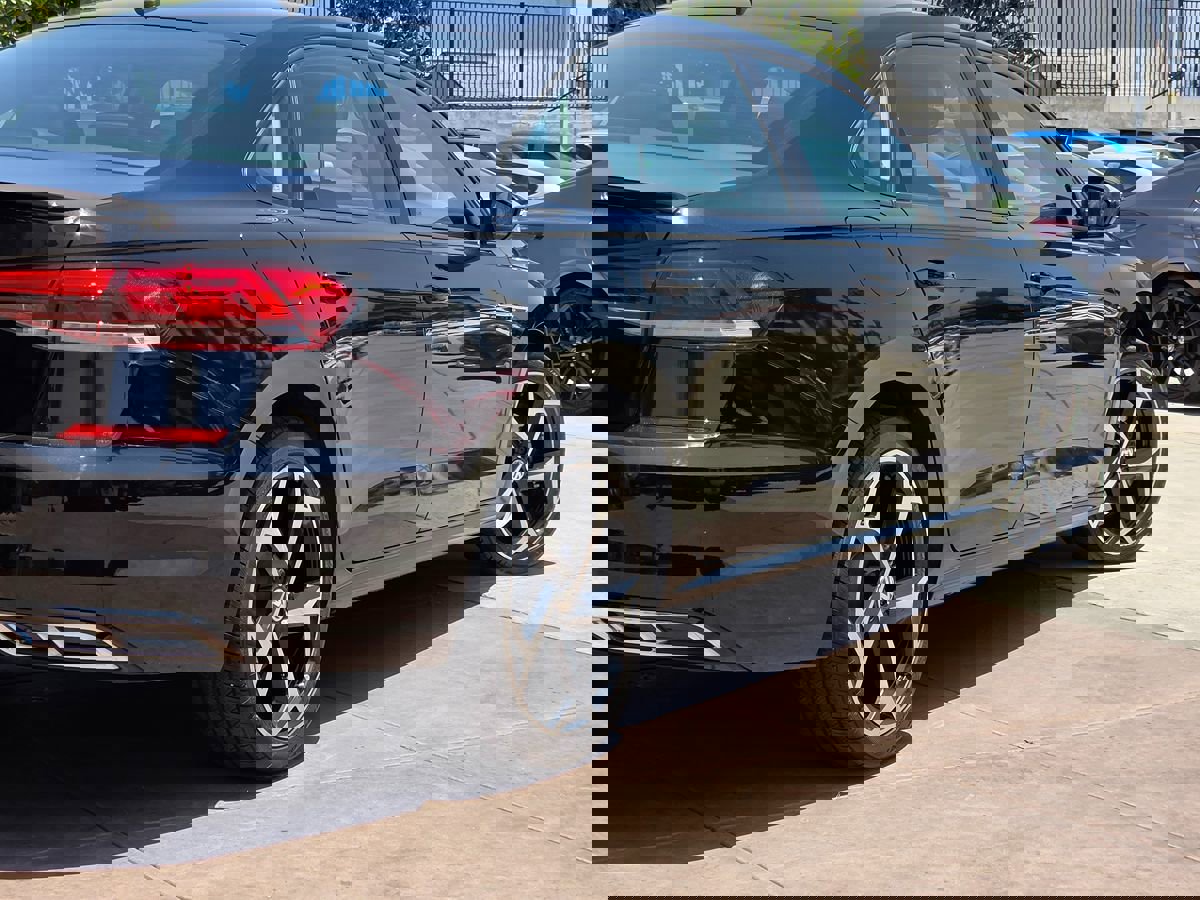 Used 2020 Volkswagen Passat 2.0T R-Line image 13