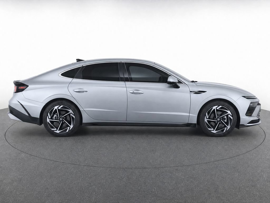 New 2026 Hyundai Sonata SEL AWD/4WD image 8