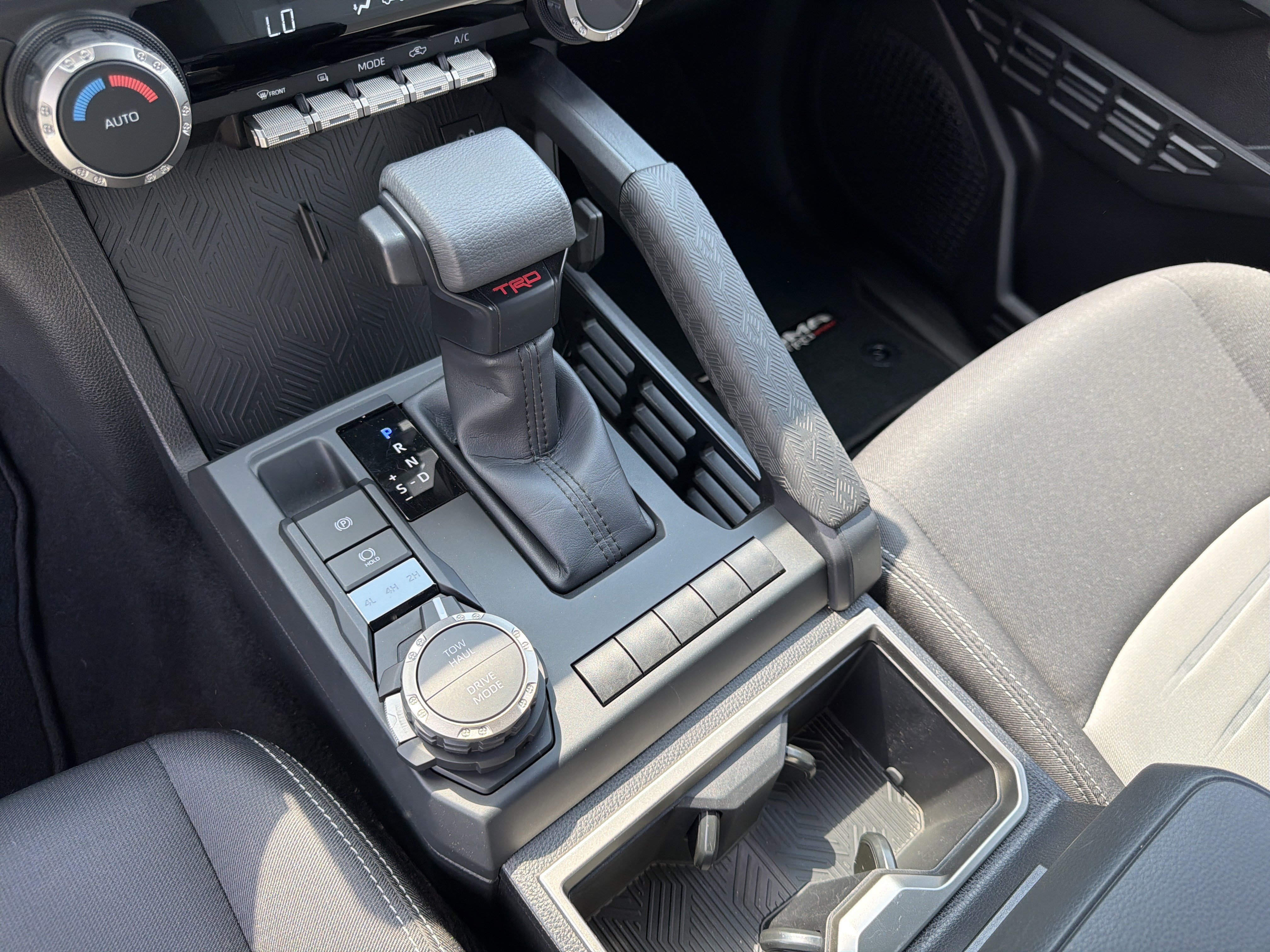 Used 2025 Toyota Tacoma TRD Sport AWD/4WD image 28
