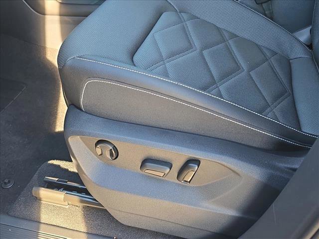 New 2026 Volkswagen Atlas SE image 5