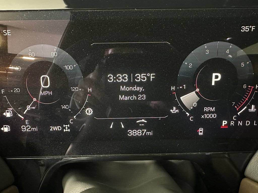 Used 2025 GMC Yukon XL Denali Ultimate AWD/4WD image 17