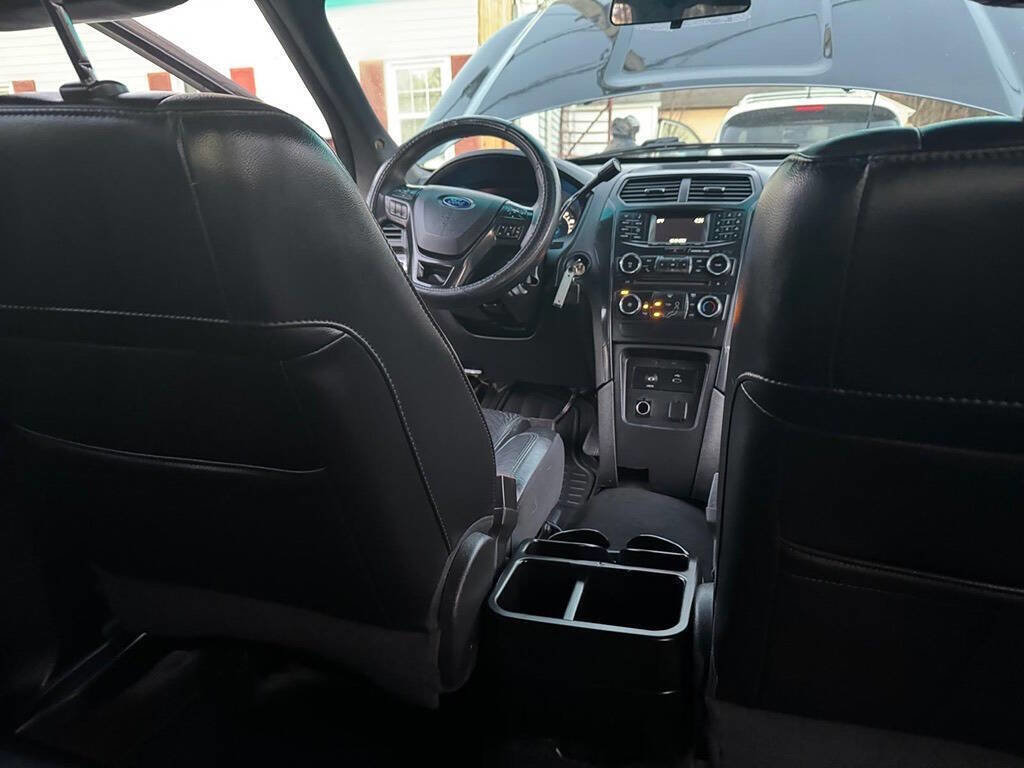 Used 2016 Ford Explorer Police Interceptor Utility AWD image 24
