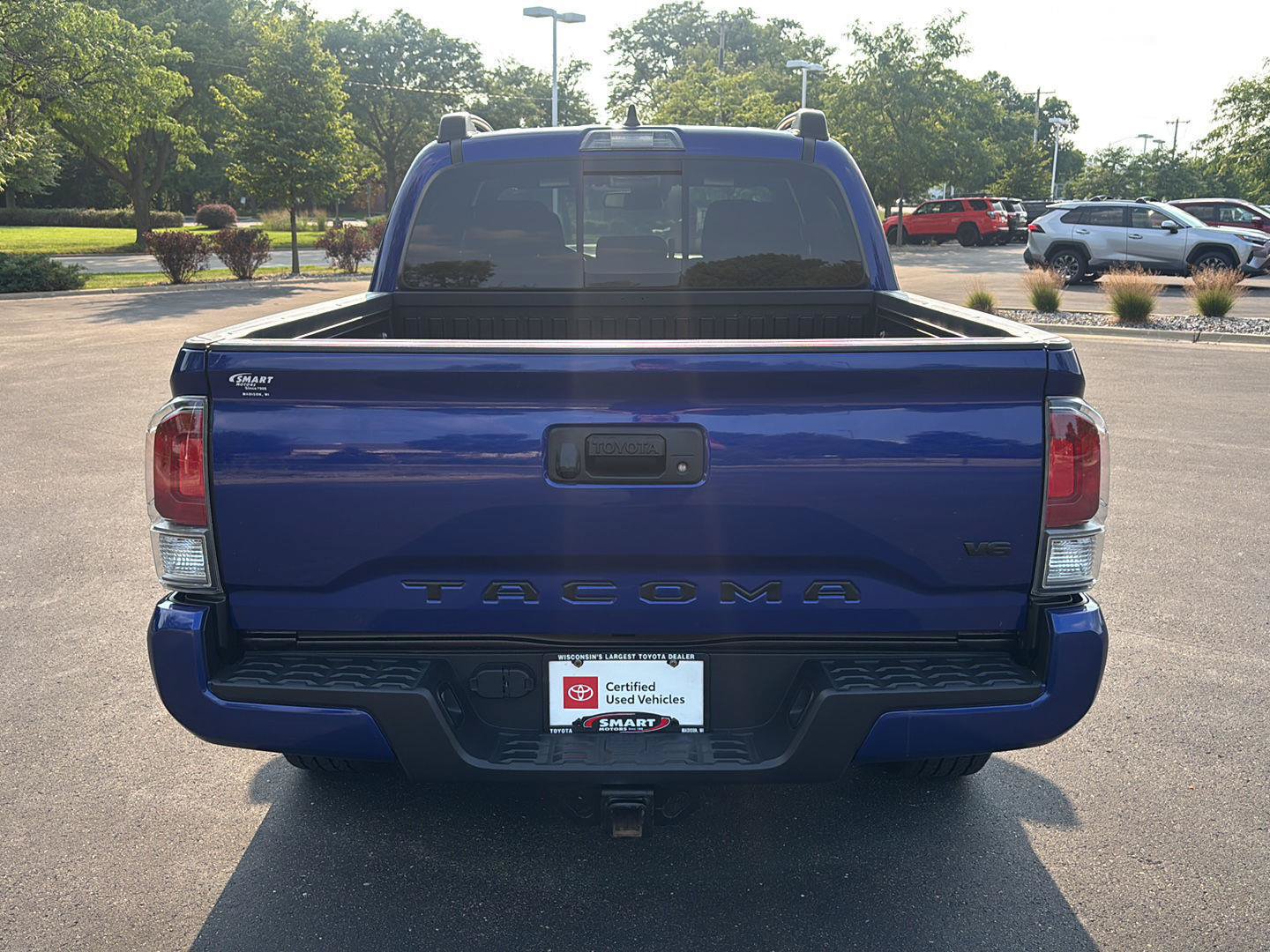 Used 2023 Toyota Tacoma TRD Sport w/ Black Out Package (TMS) AWD/4WD image 10