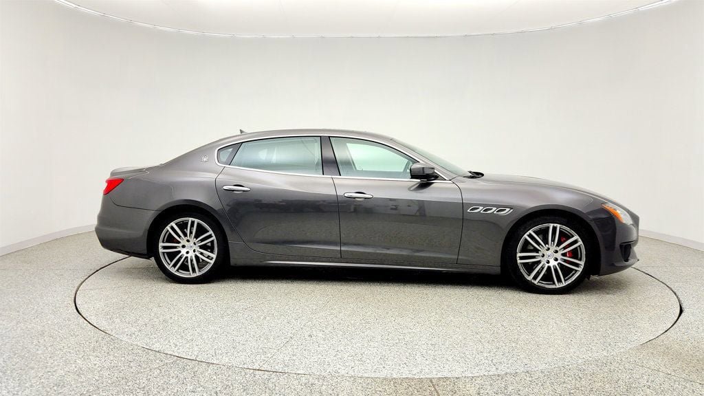 Used 2017 Maserati Quattroporte S GranSport Q4 AWD/4WD image 4