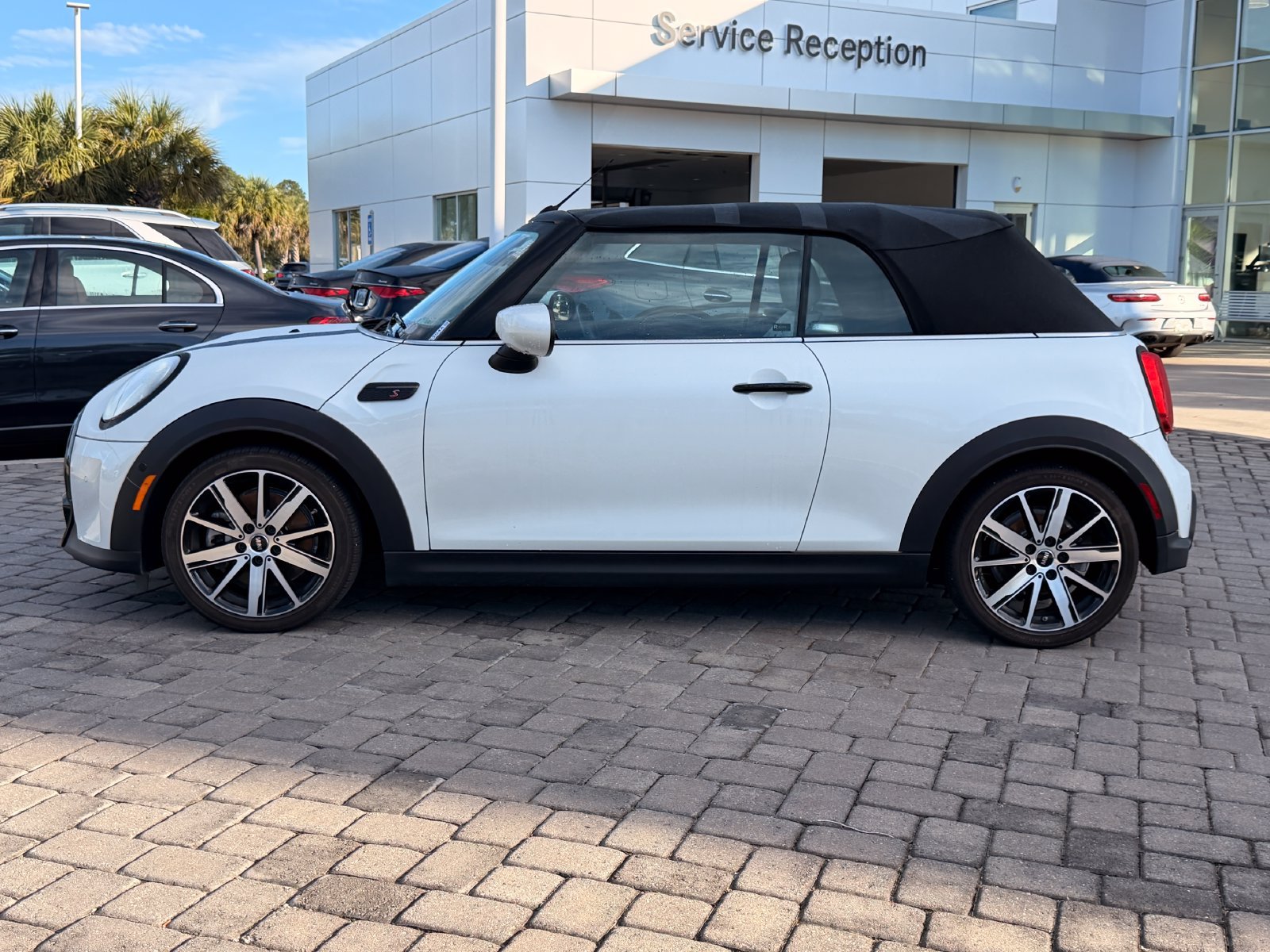 Used 2024 MINI Cooper S FWD image 10