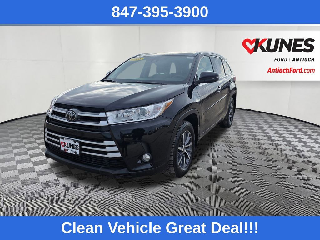 Used 2018 Toyota Highlander XLE image 3