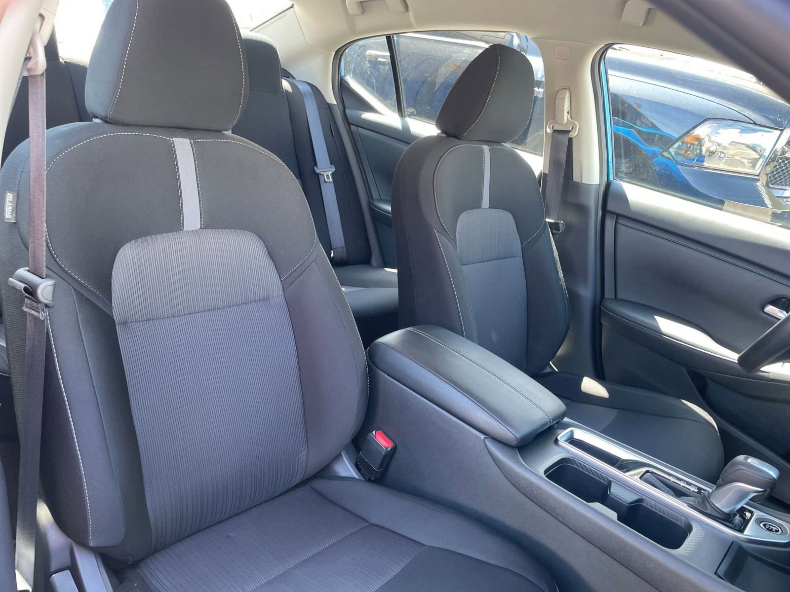 Used 2025 Nissan Sentra SV image 34