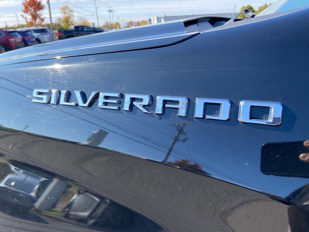 Used 2023 Chevrolet Silverado 1500 Custom image 13