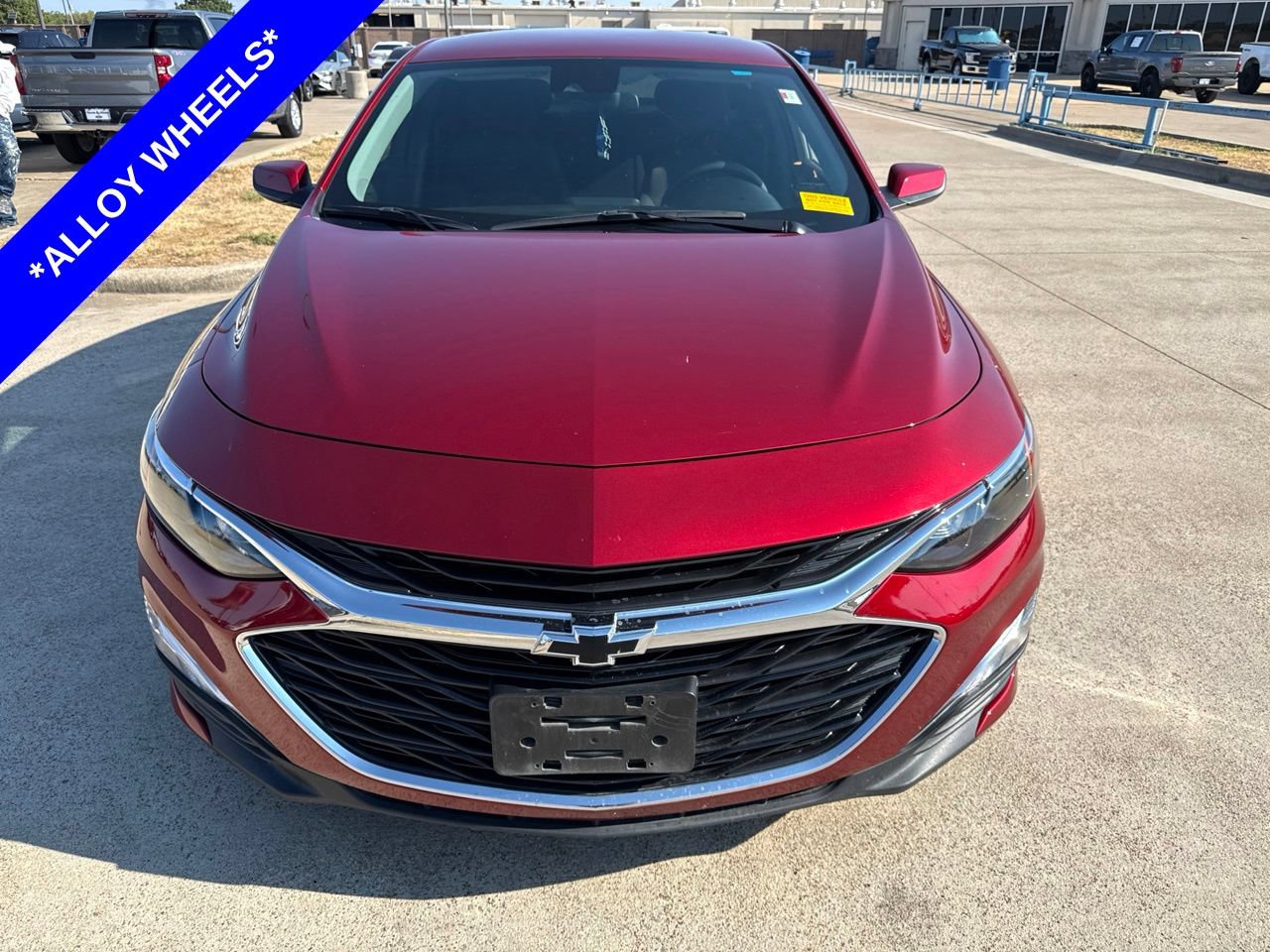 Used 2024 Chevrolet Malibu RS FWD image 2