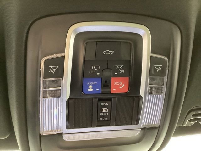 Used 2023 RAM 1500 Laramie image 32
