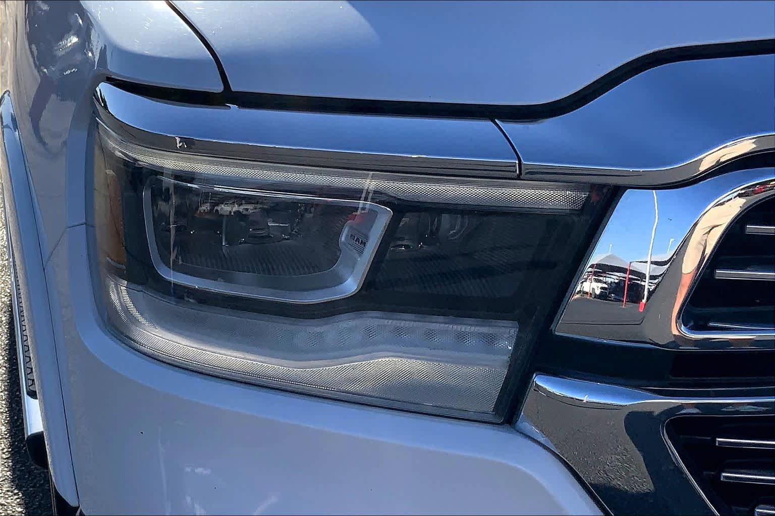 Used 2022 RAM 1500 Laramie AWD/4WD image 28