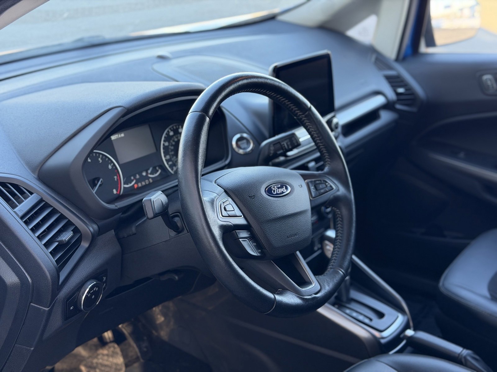 Used 2022 Ford EcoSport SES image 9