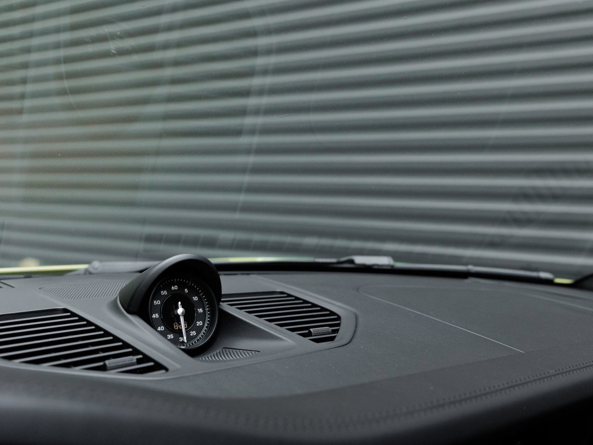 Certified 2025 Porsche 911 Carrera GTS RWD image 21