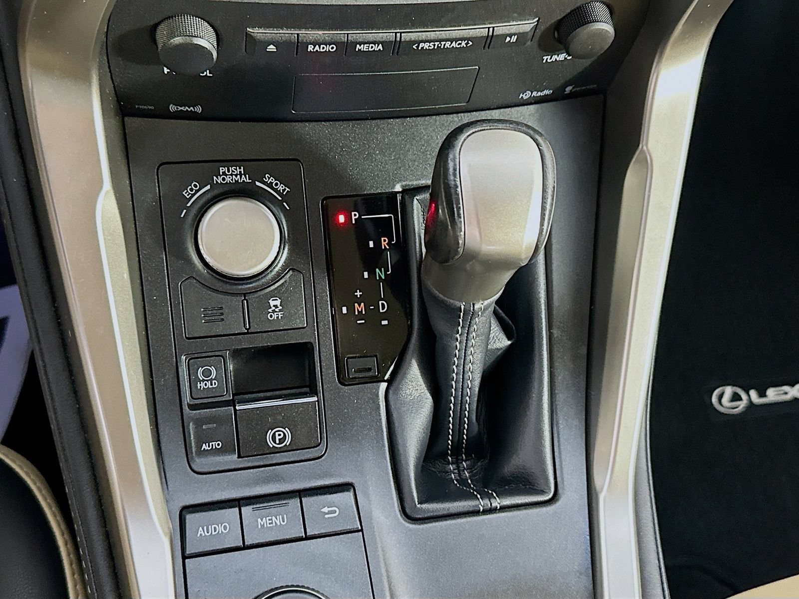 Used 2016 Lexus NX 200t FWD image 16