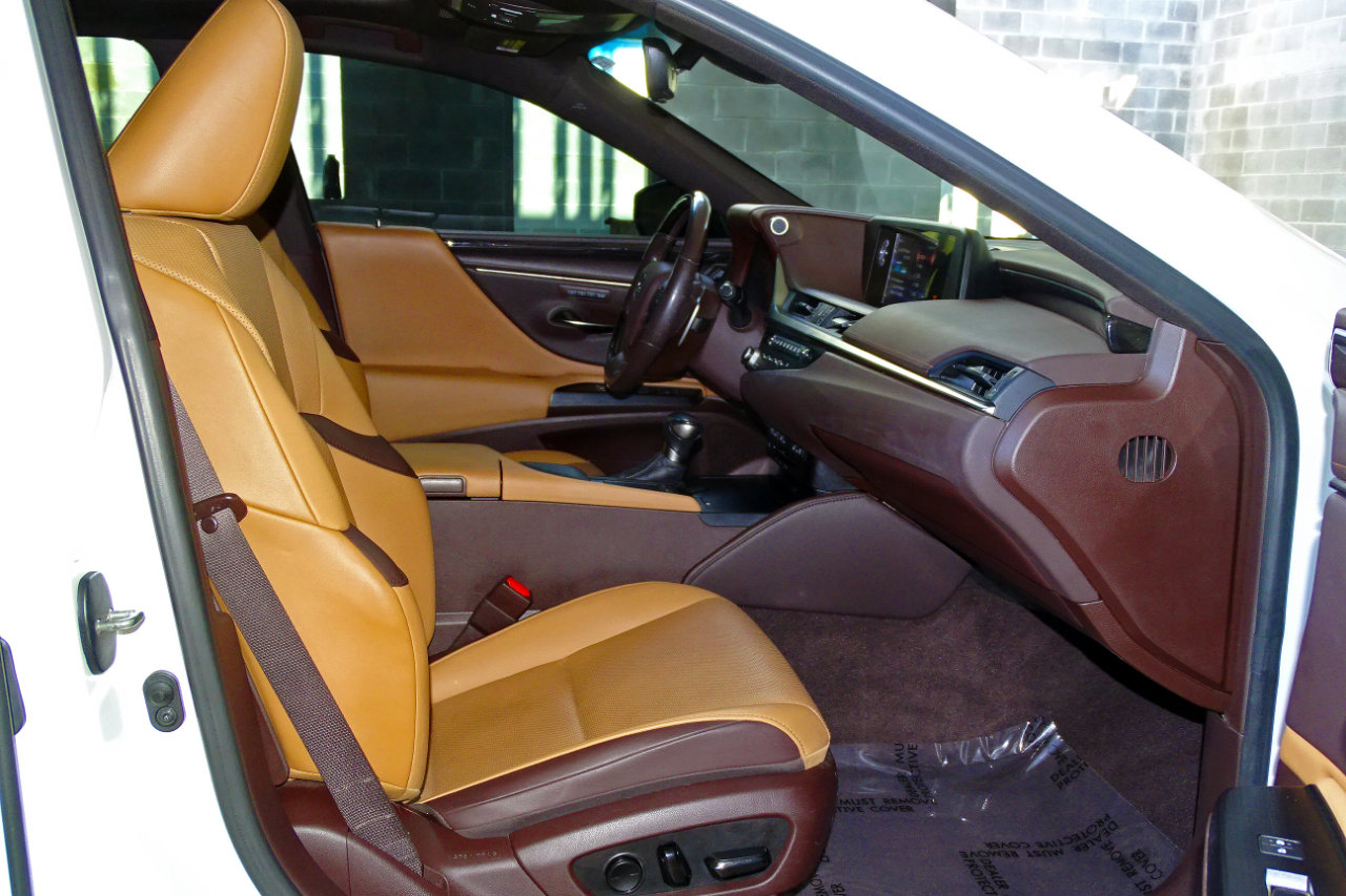 Used 2021 Lexus ES 350 w/ Premium Package image 17