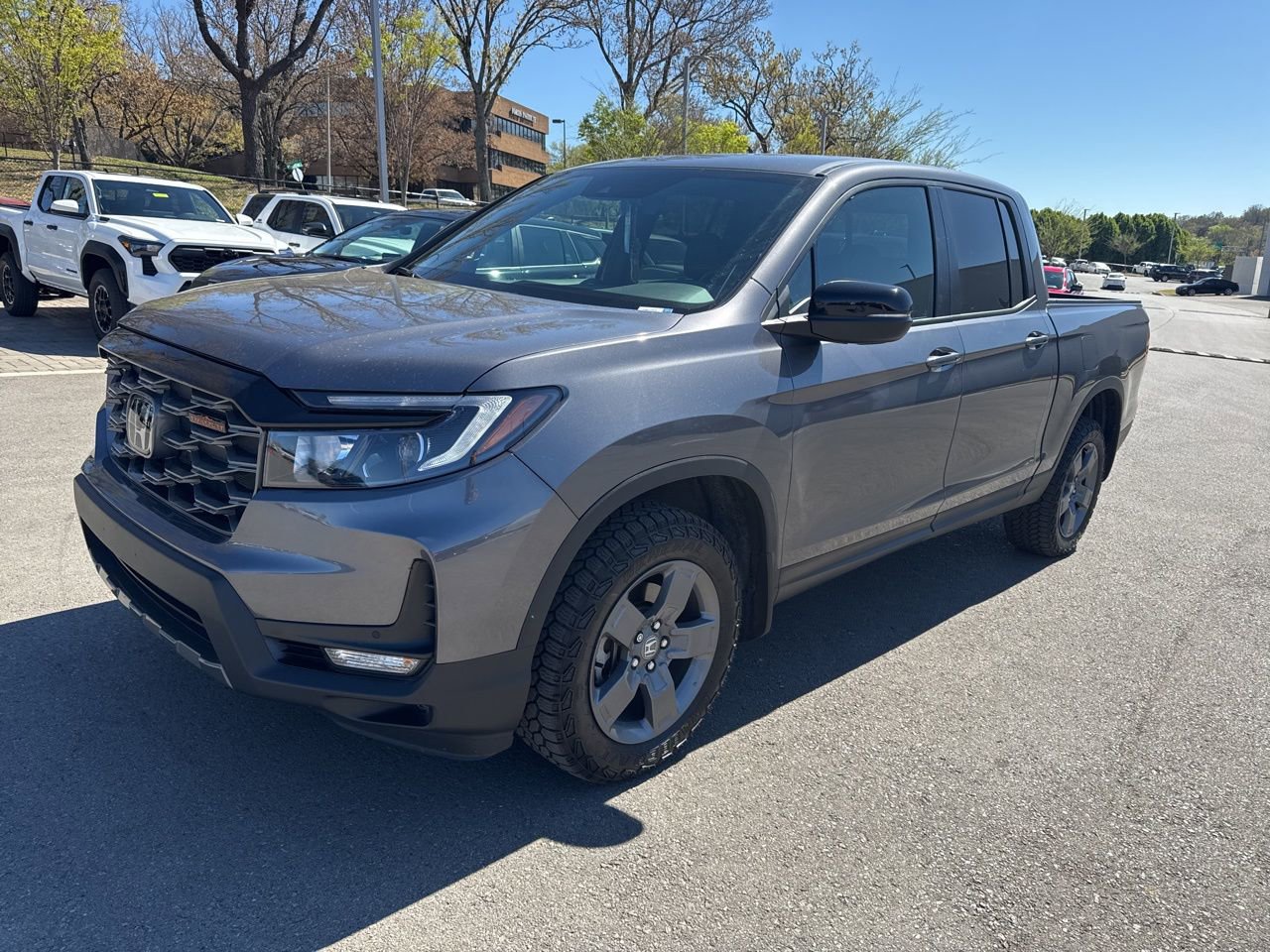 Used 2025 Honda Ridgeline TrailSport image 1