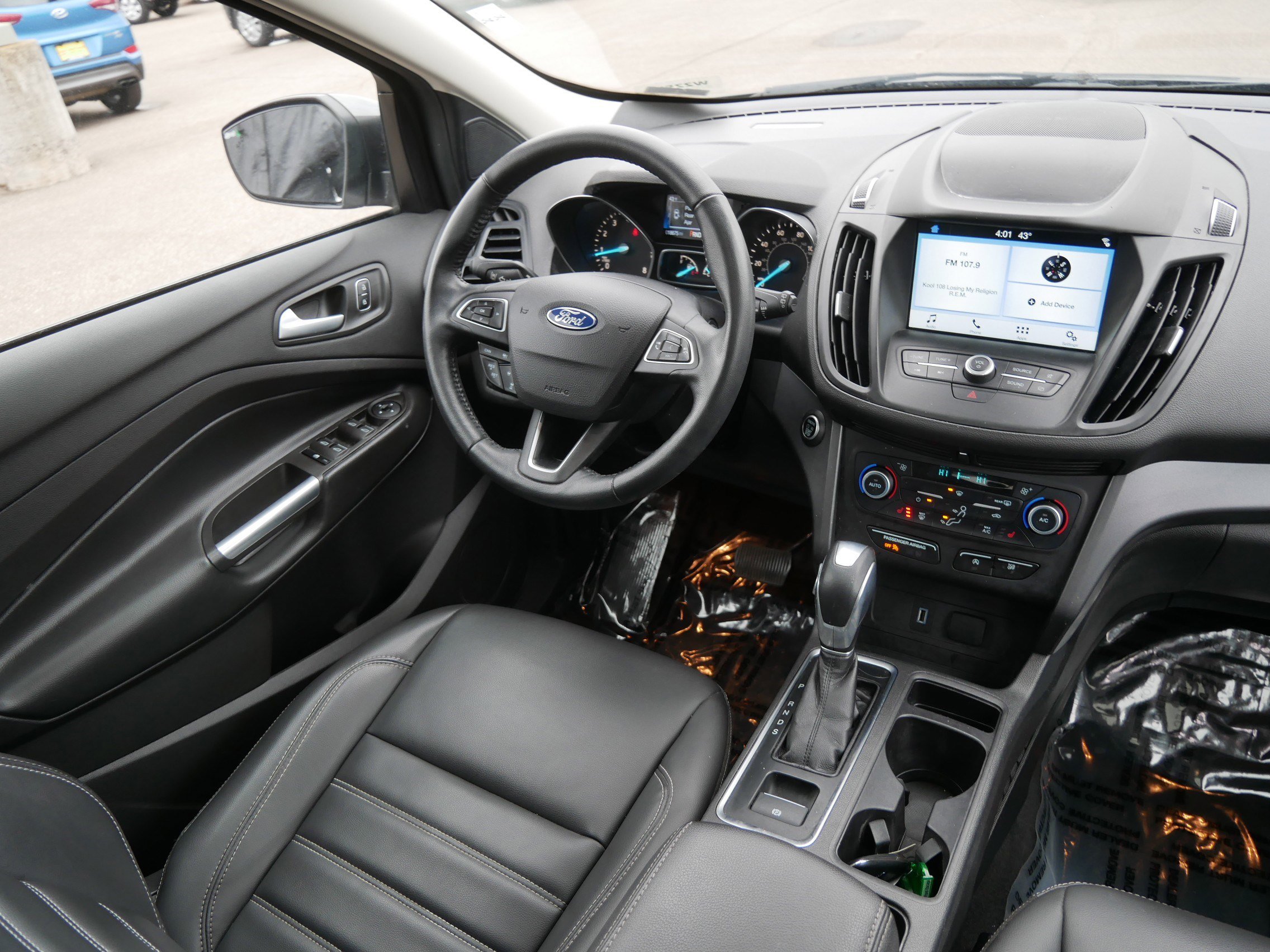 Used 2019 Ford Escape SEL AWD/4WD image 9
