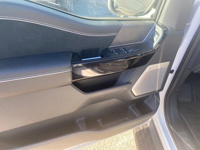 New 2023 Ford F150 Lightning Platinum AWD/4WD image 17