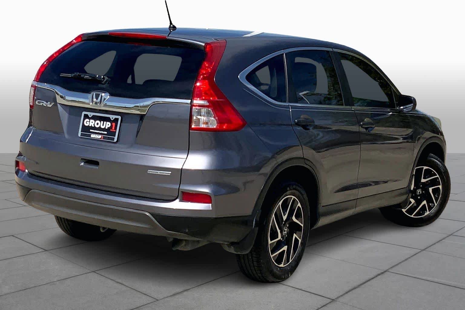 Used 2016 Honda CR-V SE image 12