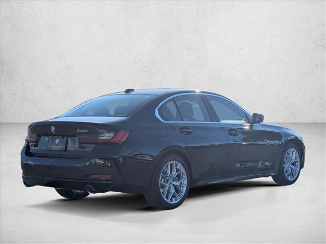 Used 2026 BMW 330i Sedan w/ Premium Package RWD image 2